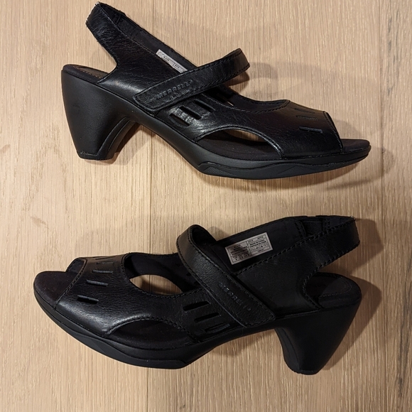 Comfortable Black Leather Heeled Sandals - Picture 10 of 12